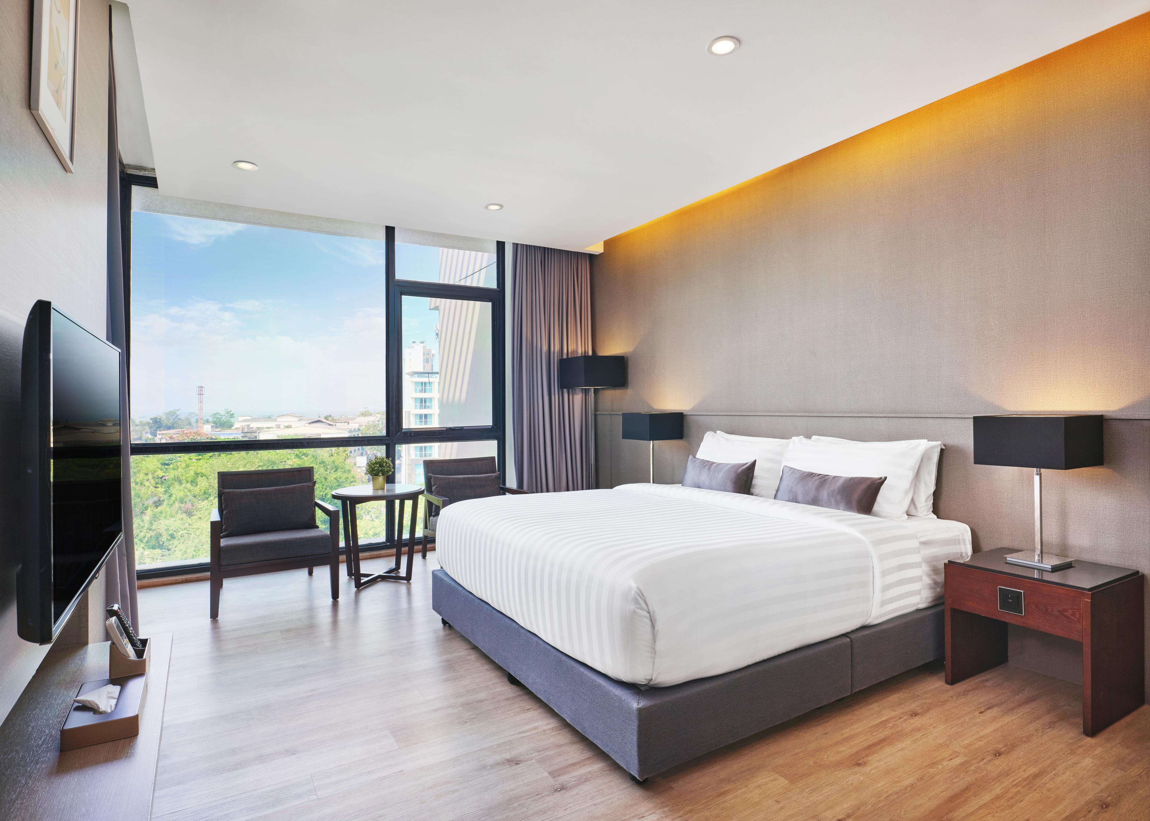 Altera Hotel And Residence By At Mind Pattaya Luaran gambar